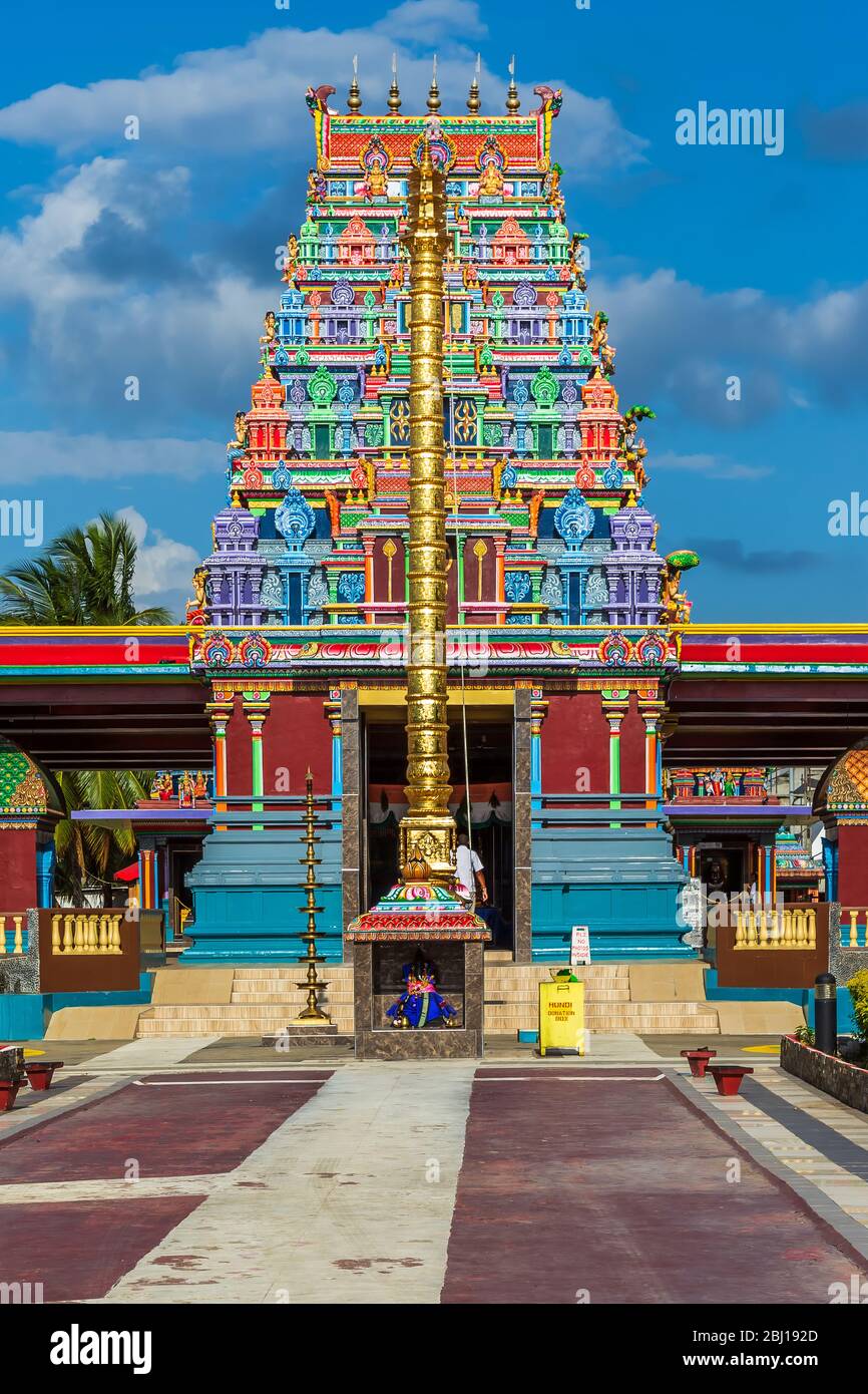 Nadi, Fidschi, 6. Januar 2020: Außerhalb des Sri Siva Subramaniya Hindu-Tempels. Stockfoto