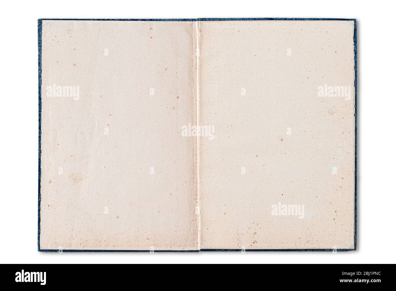 Altes offenes Buch mit leeren, gefärbten Papierseiten isoliert auf weißem Hintergrund Stockfoto