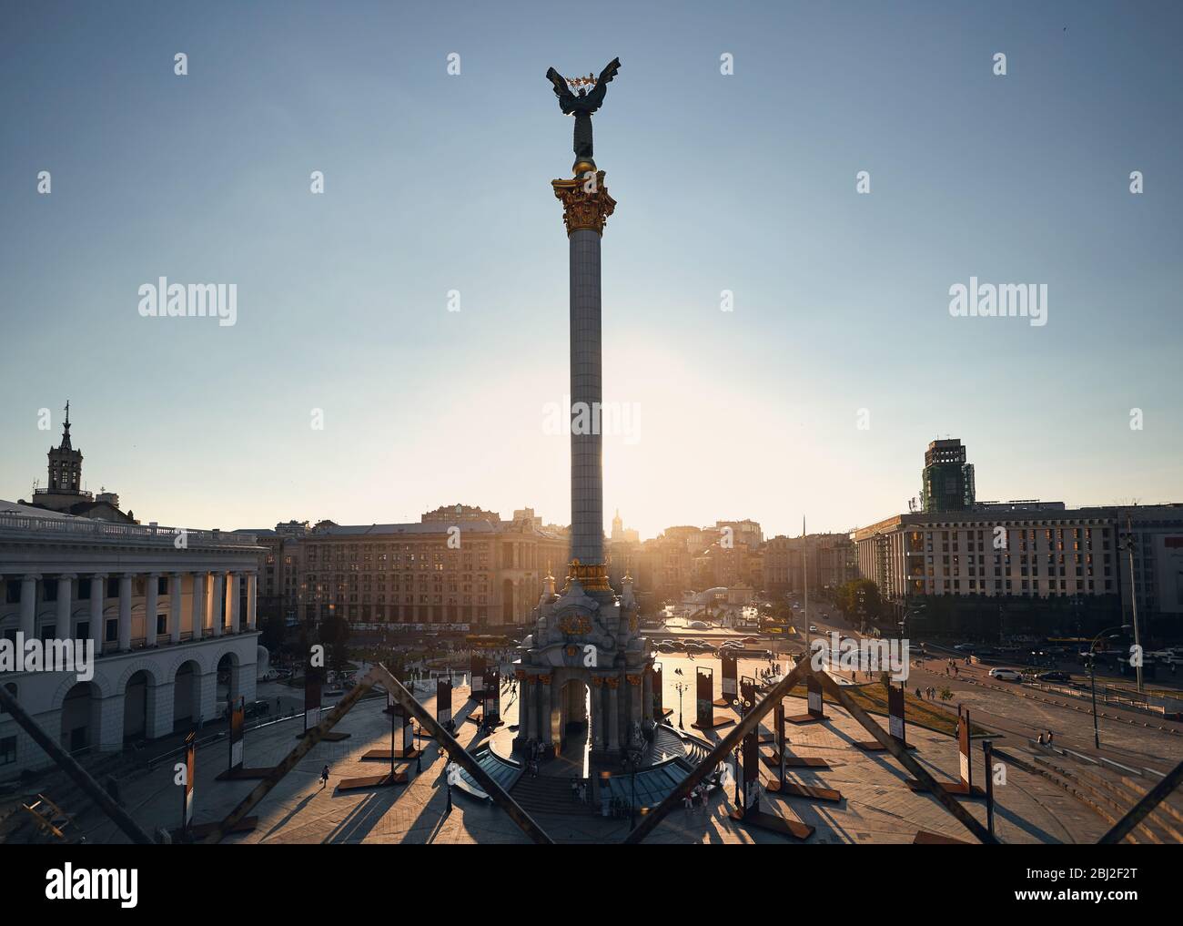 Unabhängigkeitsplatz Maidan Nezalezhnosti bei Sonnenuntergang in Kiew, Ukraine Stockfoto