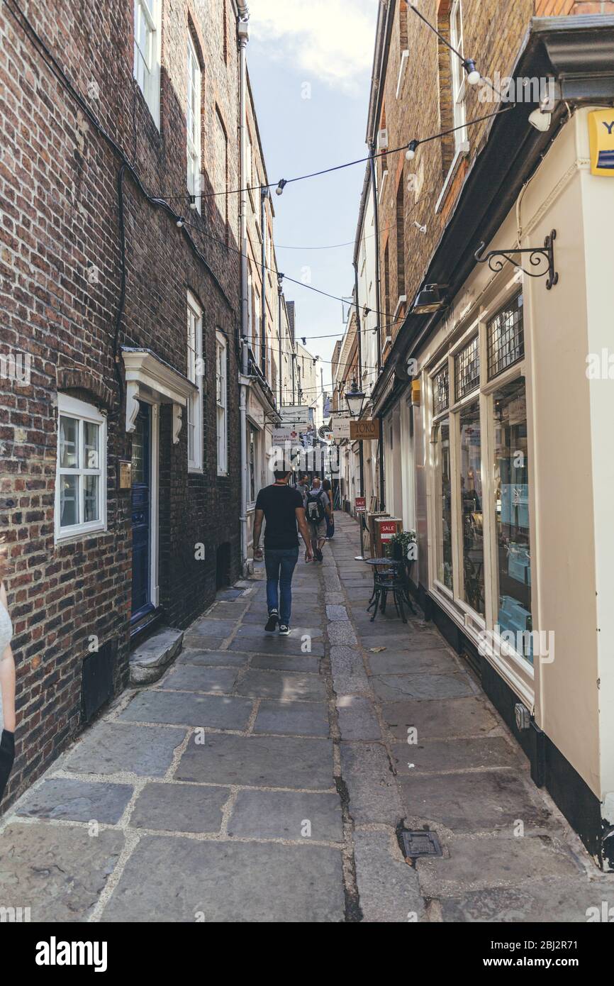 London/UK-1/08/18: Brewers Lane, eine Straße in der Nähe des Green in Richmond. Richmond ist eine Vorstadt im Südwesten Londons an einer Mäander des Flusses Thame Stockfoto