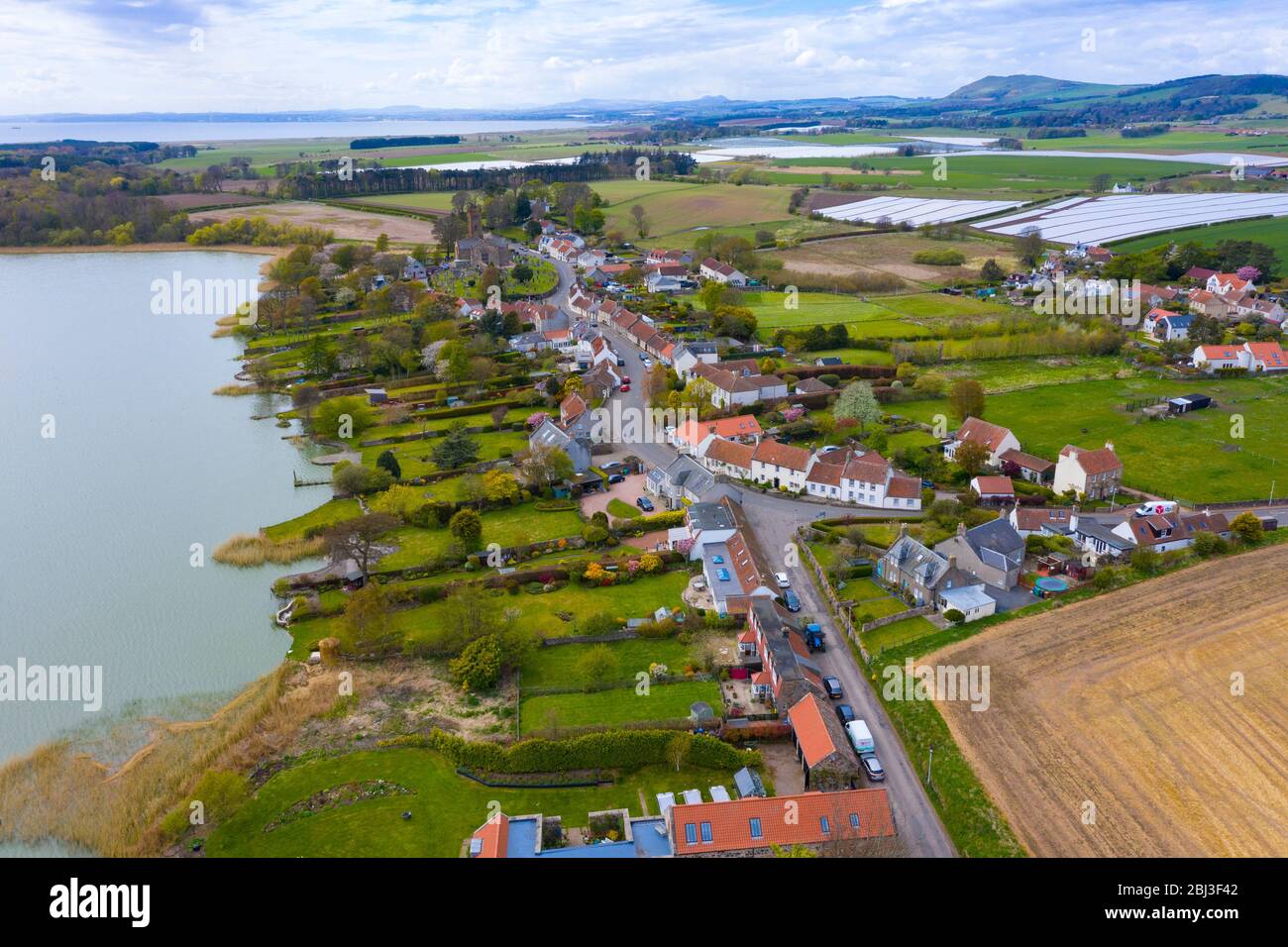 Luftaufnahme des Dorfes von kilconquhar in Fife, Schottland, Großbritannien Stockfoto