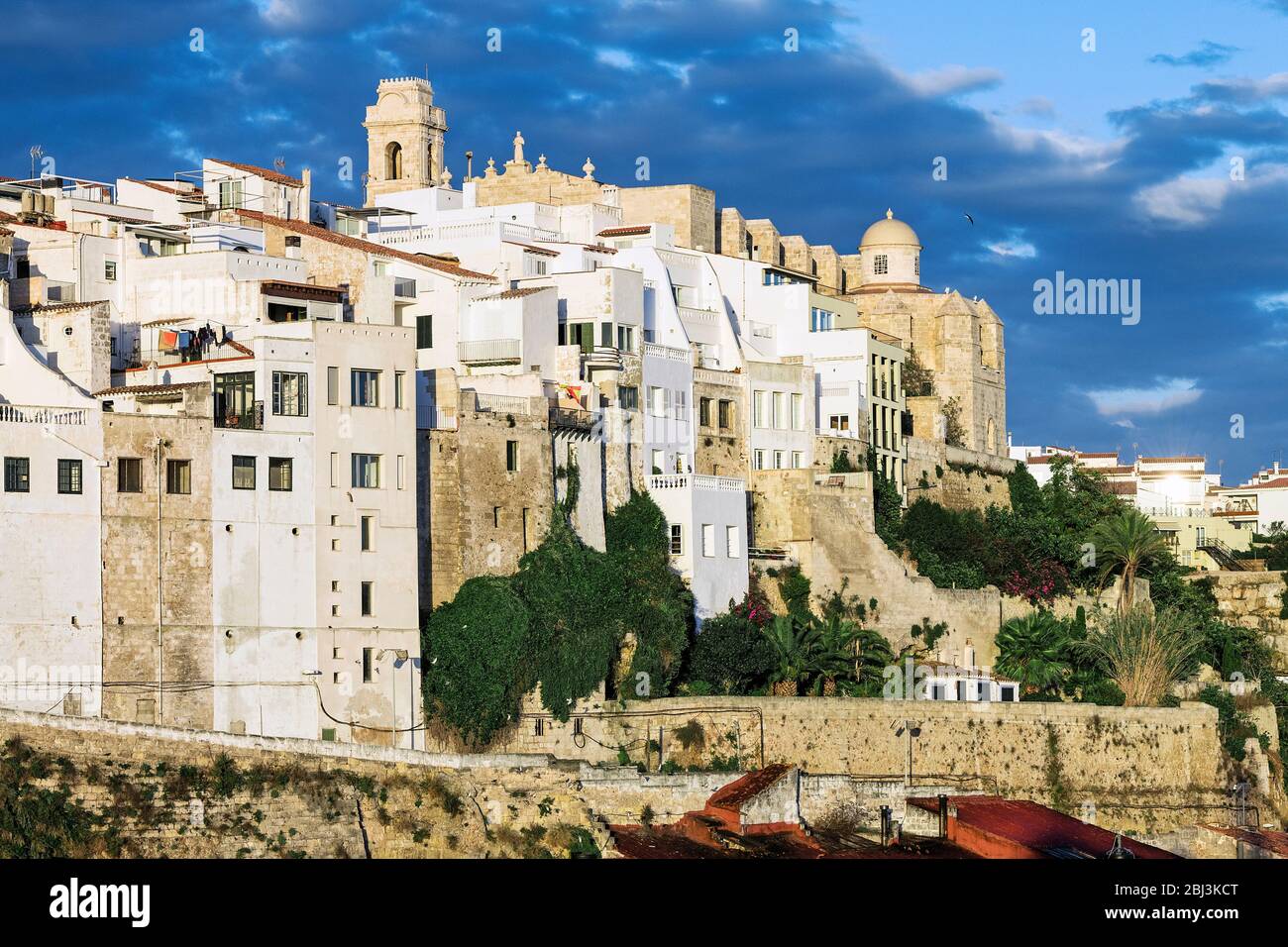 Porto Mahon in Menorca in Spanien. Stockfoto