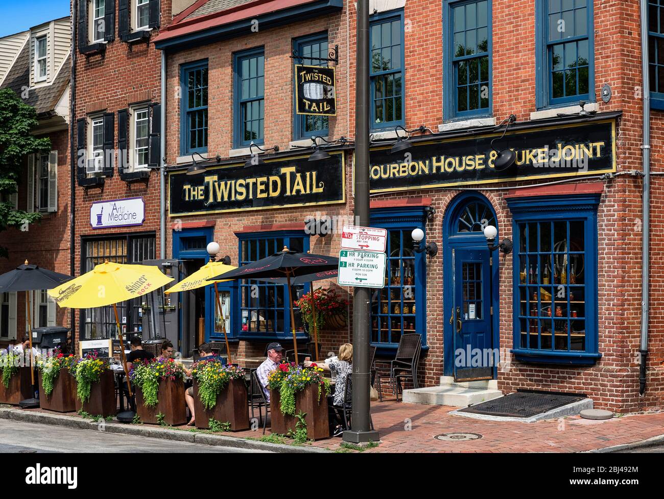 Das Twisted Tail Bourbon Haus in der Altstadt von Philadelphia. Stockfoto
