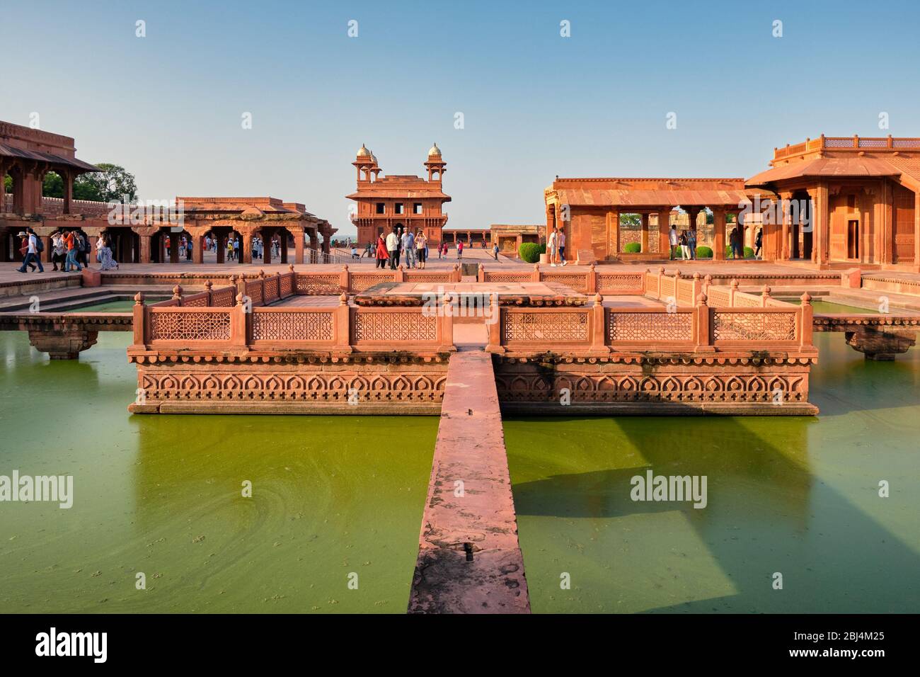 Agra, Uttar Pradesh / Indien - 5. Oktober 2019: Fatehpur Sikri, ehemalige Hauptstadt des Mogulreiches gegründet 1571 von Kaiser Akbar, ein UNESCO-Welthund Stockfoto