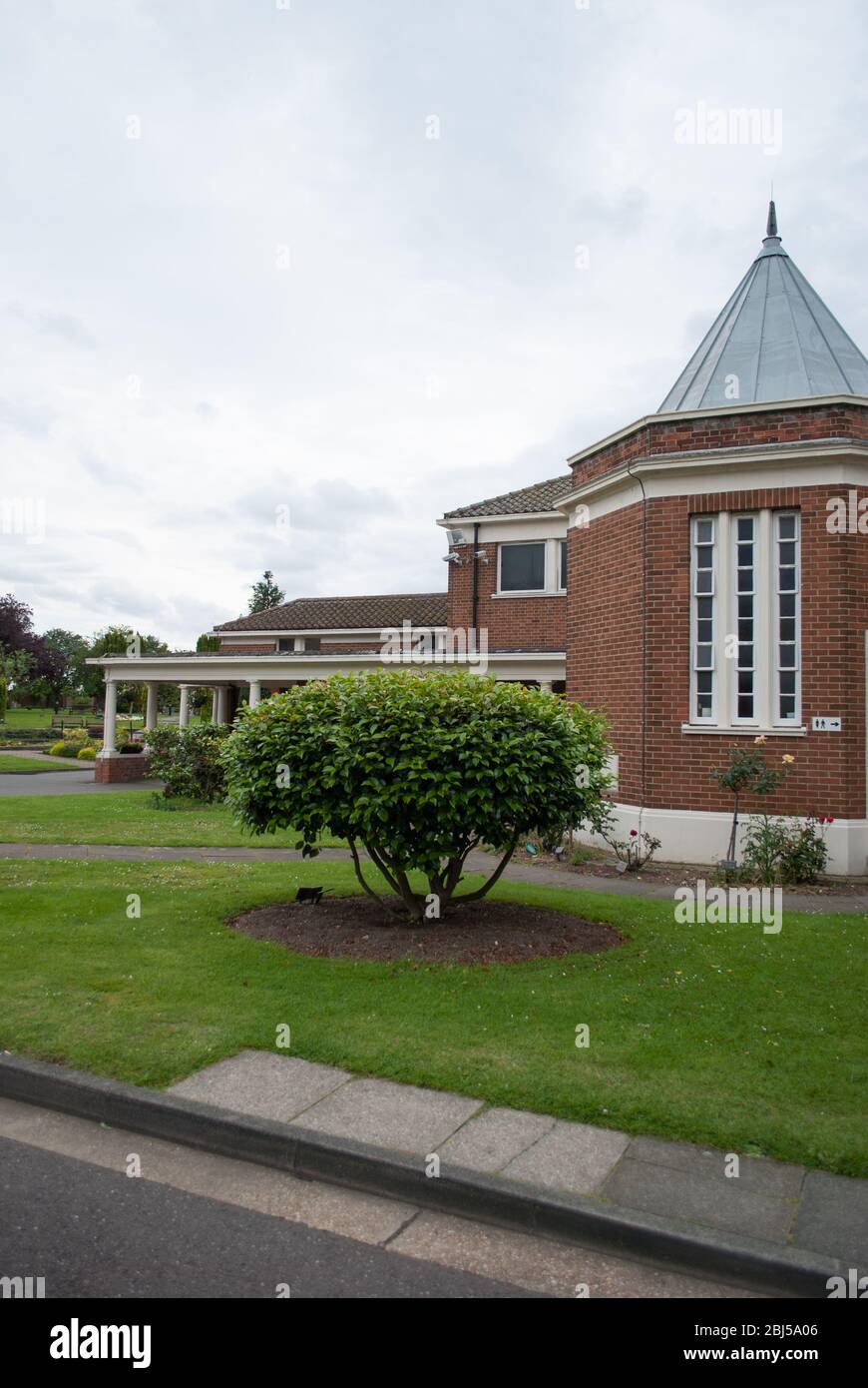 Architektur der 1950er Jahre South Essex Crematorium, Ockendon Road