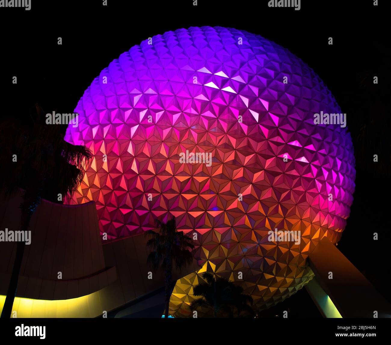 Epcot bunte lila Globus Stockfoto