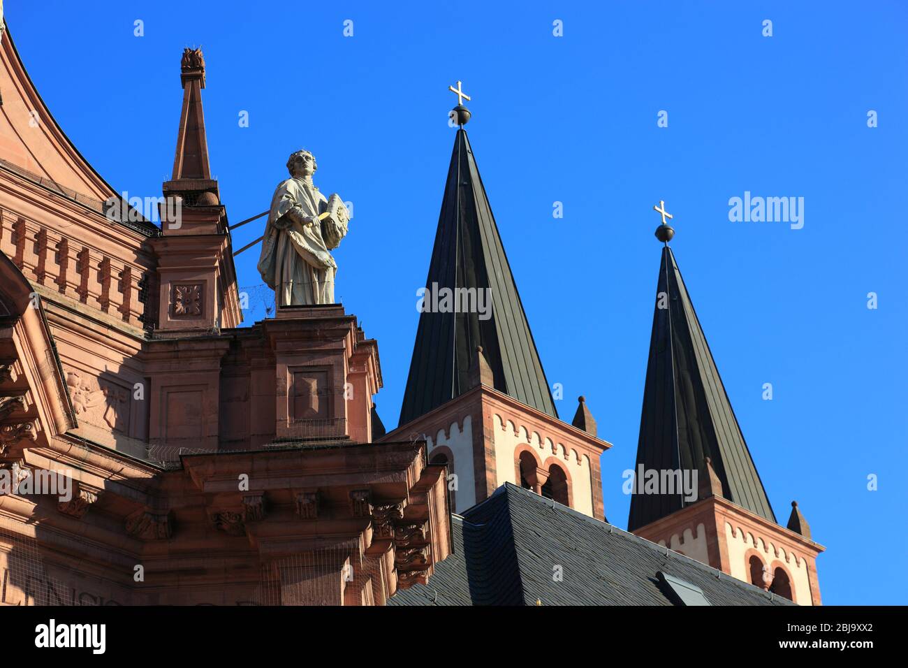 Detail Neumünster, Neumünster Johannes Evangelist und Johannes der Täufer, ehemaliges Kollegium-Kloster, Neumünster-Kloster, Kollegium-Kloster Stockfoto