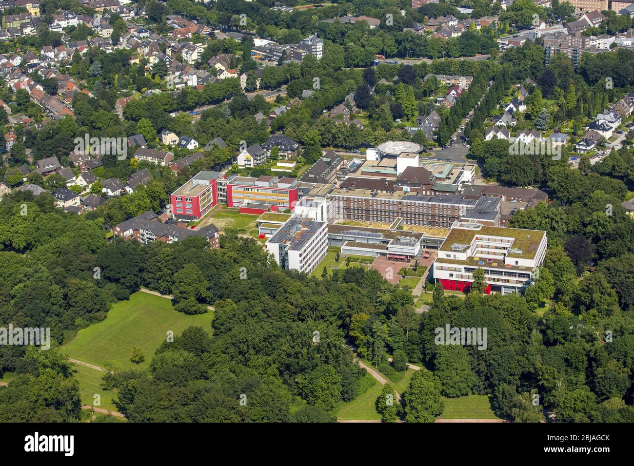 , Spitalgelände des Spitals Bergmannsheil und Kinderklinik Buer in Gelsenkirchen, 19.07.2016, Luftaufnahme, Deutschland, Nordrhein-Westfalen, Ruhrgebiet, Gelsenkirchen Stockfoto