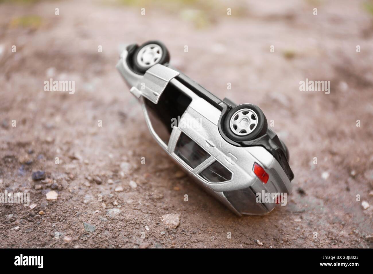 Spielzeug Auto crash Stockfotografie - Alamy
