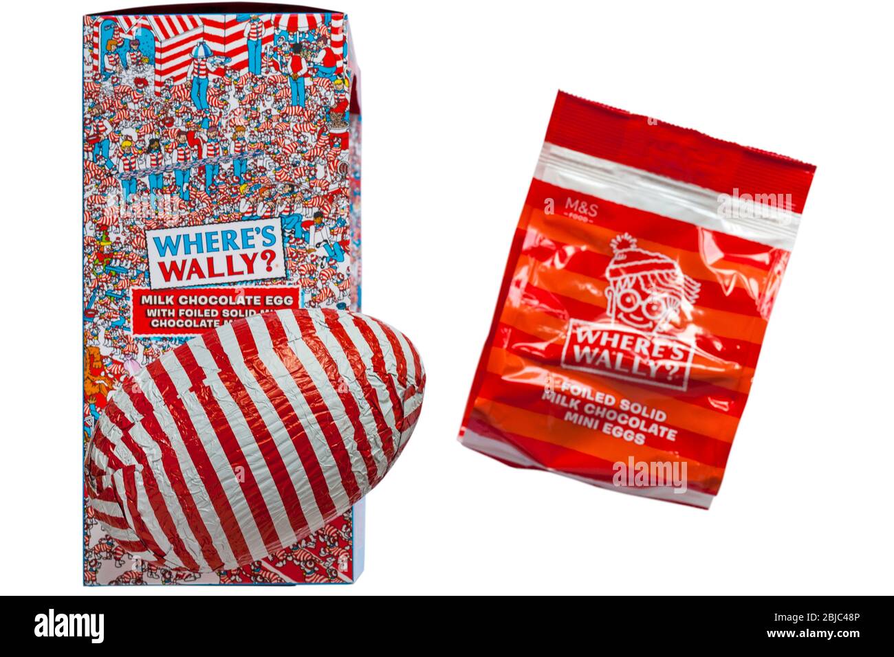 M&S Where's Wally Milchschokolade Osterei aus der Schachtel mit Packung Where's Wally folierte Vollmilchschokolade-Mini-Eier auf weißem Hintergrund entfernt Stockfoto