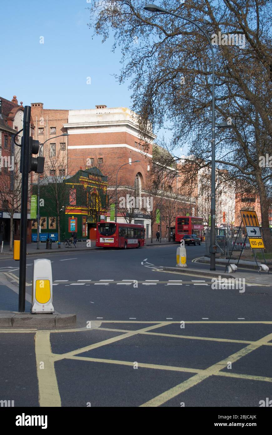 1920er Jahre Architektur Red Brick Gaumont Theater Dorsett Hotel Shepherds Bush Pavilion 58 Shepherd's Bush Green, Shepherd's Bush, London W12 Frank Verity Stockfoto