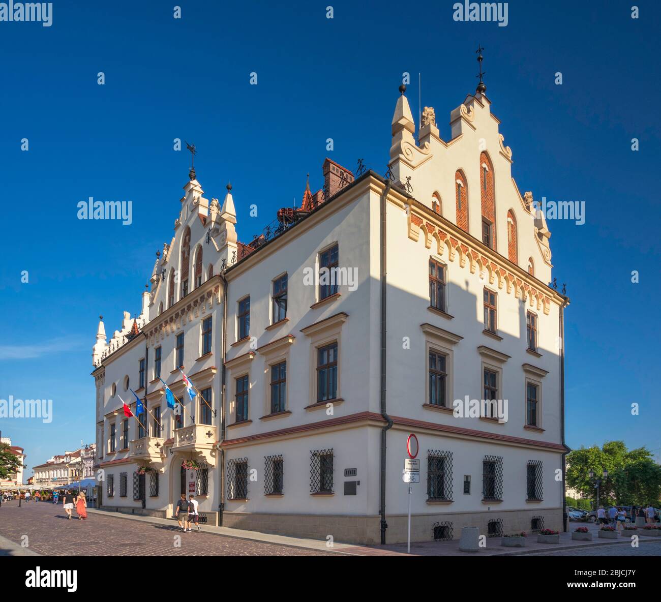 Rathaus (Ratusz), 16. Jahrhundert, im 19. Jahrhundert im Stil der Neorenaissance auf dem Rynek oder Marktplatz in Rzeszow, Malopolska, Polen, umgebaut Stockfoto