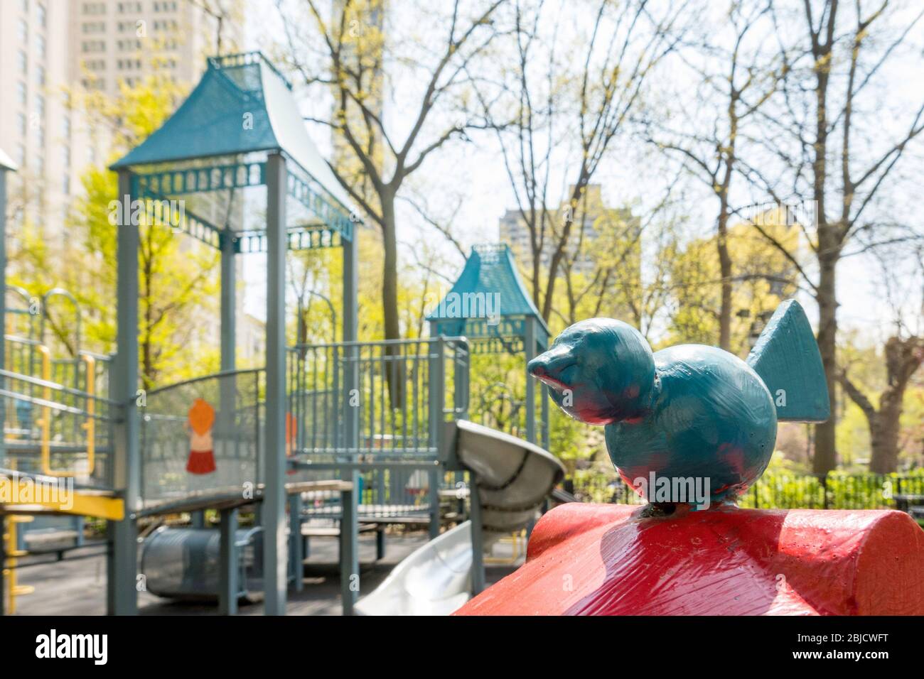 Der Madison Square Park Spielplatz ist während der Covid-19 Pandemie in New York City, USA, leer Stockfoto