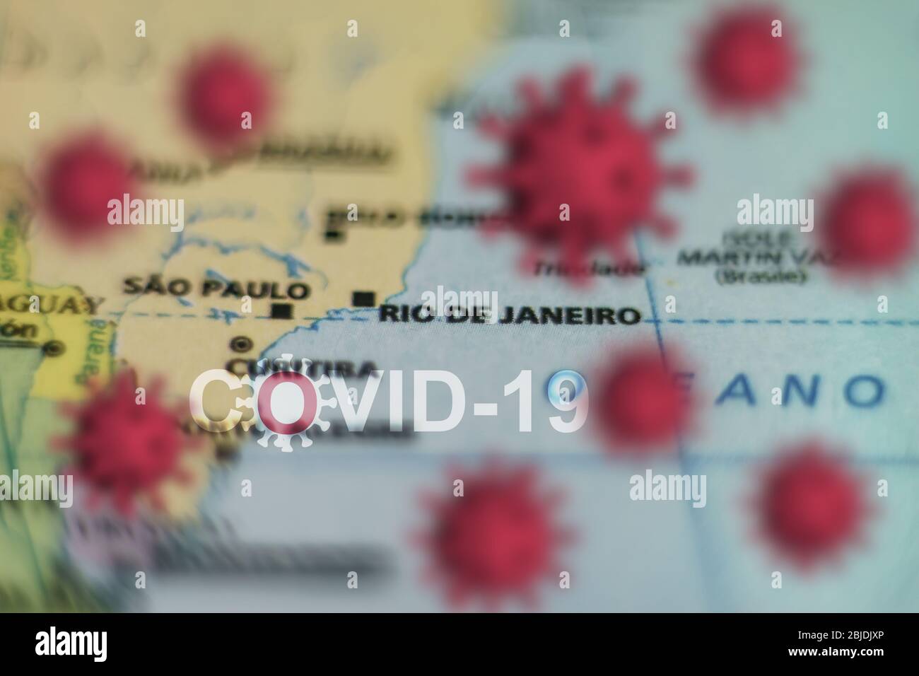 Covid-19 Ausbruch oder neues Coronavirus, 2019-nCoV, Virus auf einer Karte von Brasilien. Covid 19-NCP-Virus: Ansteckung und Ausbreitung von Krankheiten in RIO DE JANEIRO Stockfoto