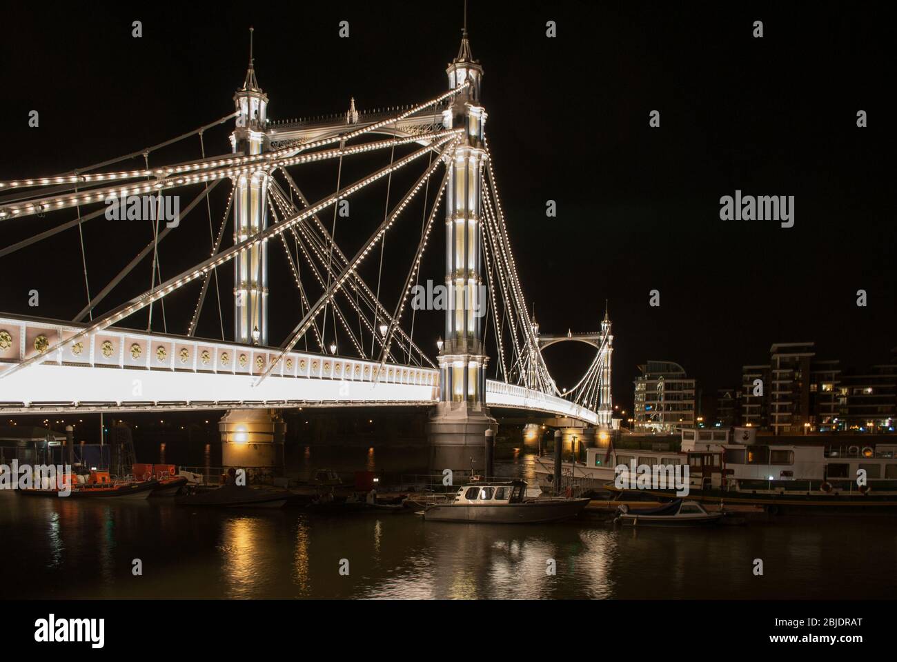 Suspension Bridge Structure Architecture Traditional Albert Bridge, London, SW11 4PH von Rowland Mason Ordish & Sir Joseph Bazalgette Stockfoto