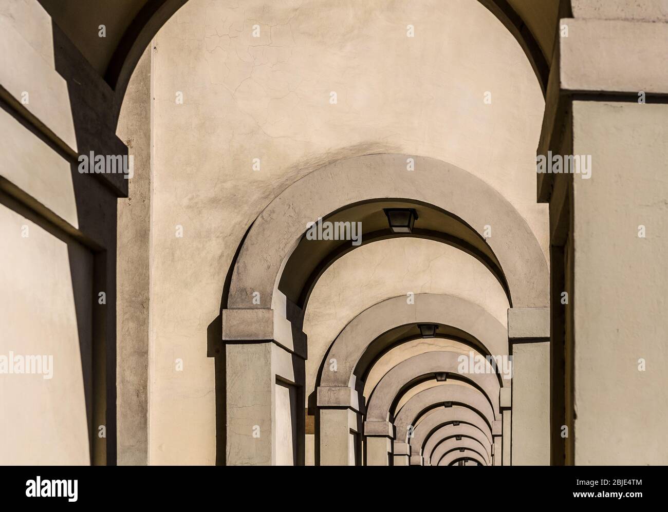 Bogenreihe in Florenz, Toskana, Italien Stockfoto