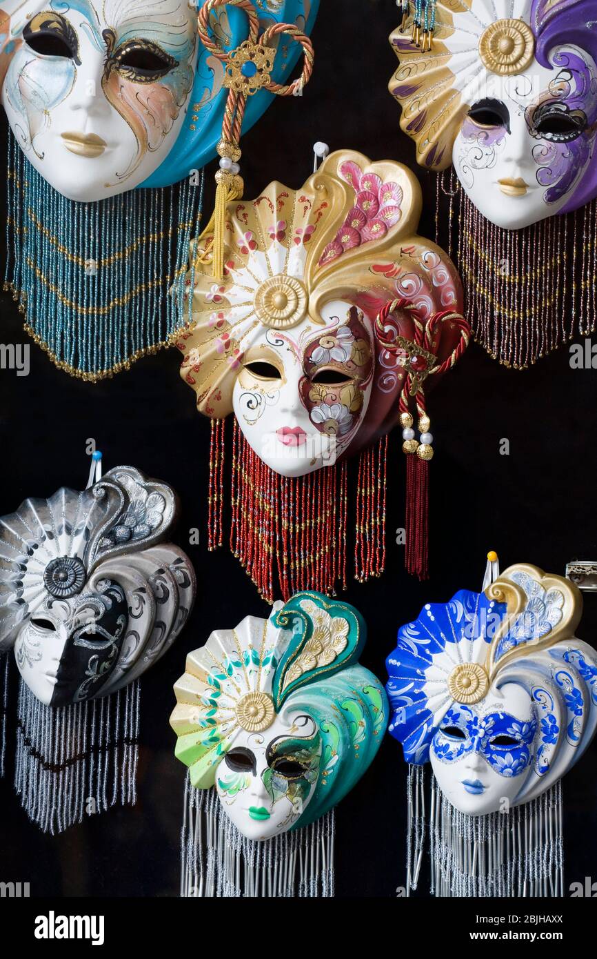 Venezianische Masken Stockfotos und -bilder Kaufen - Alamy