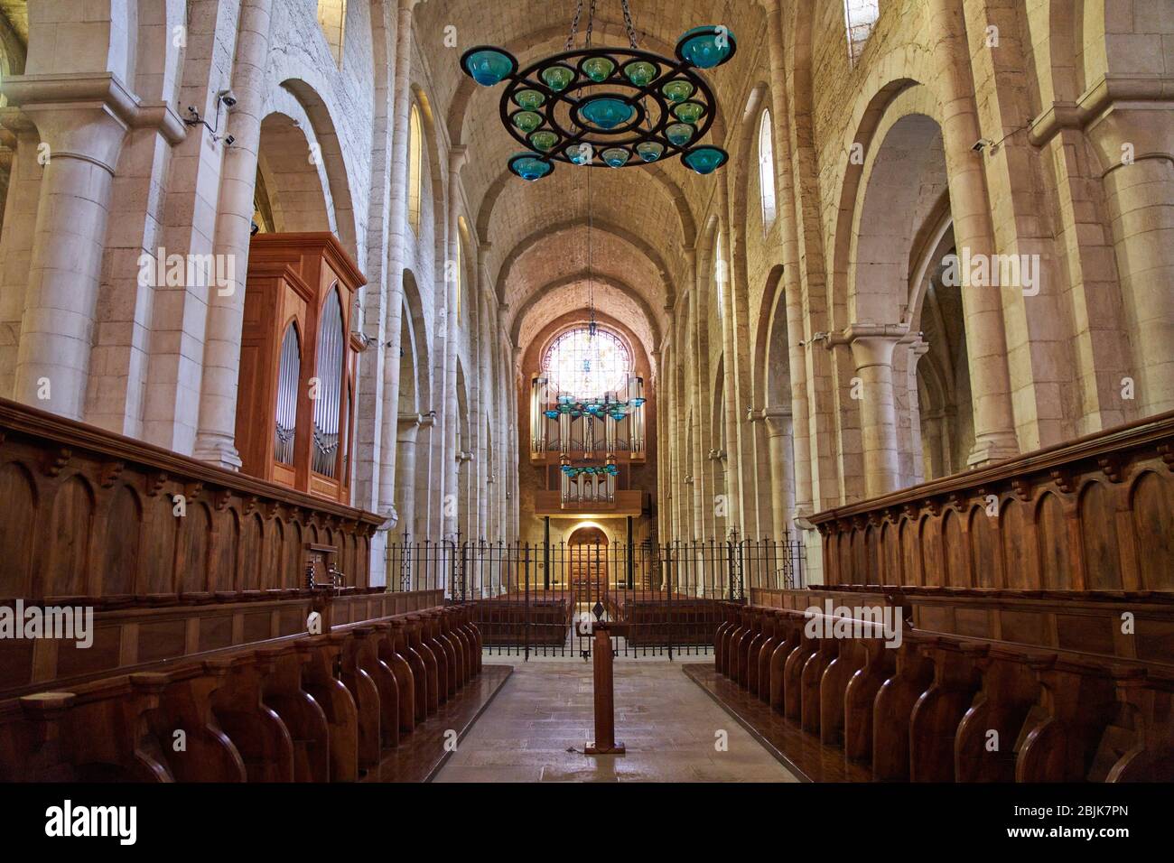 Sitz- und Tribune-Orgel, Zisterzienserabtei, Kloster Santa Maria de Poblet, Provinz Tarragona, Katalonien, Spanien, Europa Stockfoto