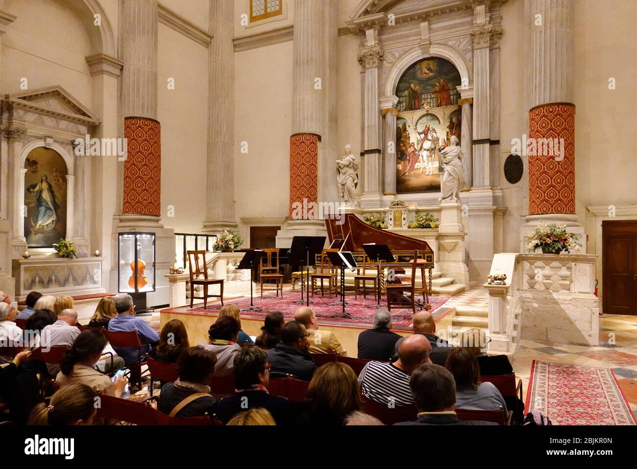 Chiesa san vidal Fotos und Bildmaterial in hoher Auflösung Alamy