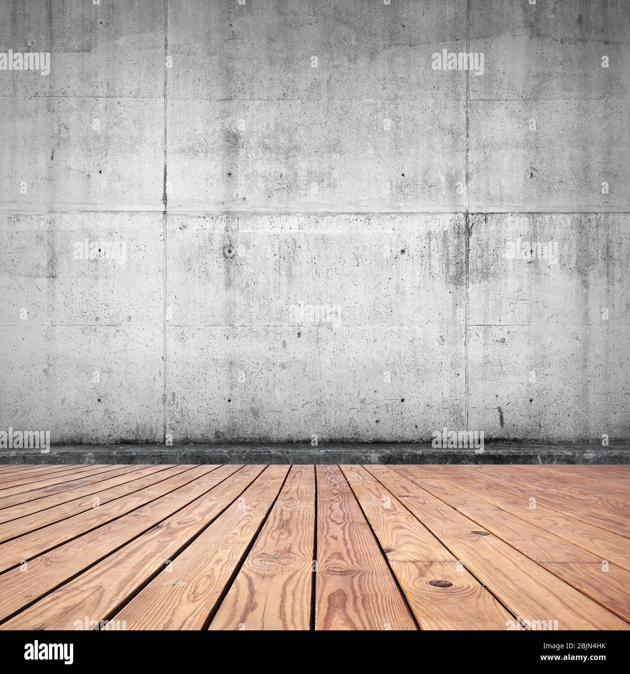 Ein leerer Innenhintergrund mit Beton raue graue Wand und Holzboden, quadratisches Foto Stockfoto