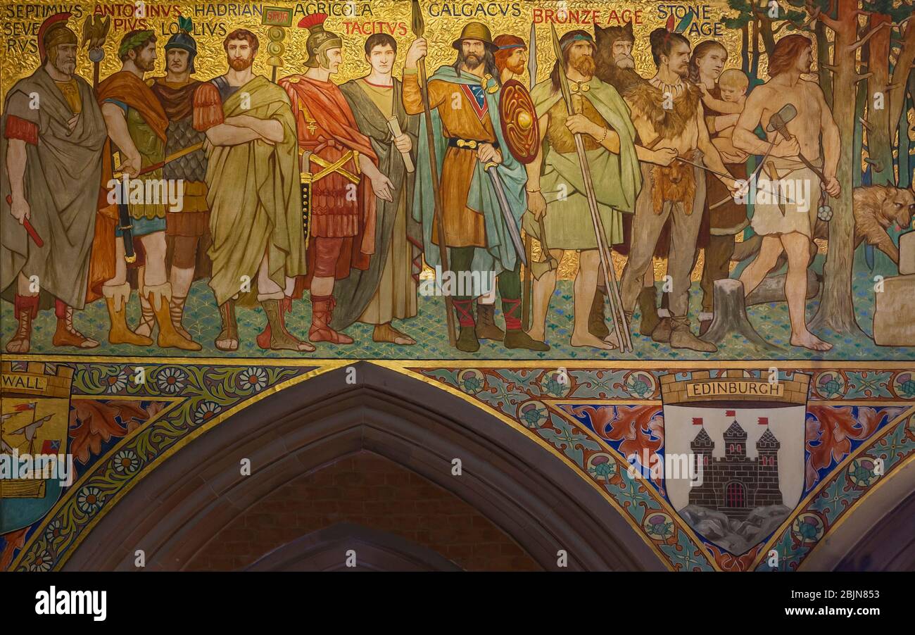 Main Hall Fries mit schottischen historischen Figuren, Interieur, Scottish National Portrait Gallery, Edinburgh, Schottland, Großbritannien Stockfoto