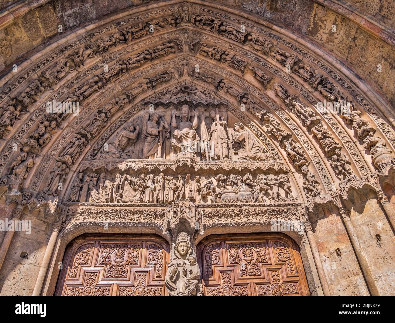 Portada de la Virgen Blanca o del Juicio Final en la Catedral de León. Castilla León. España. Stockfoto