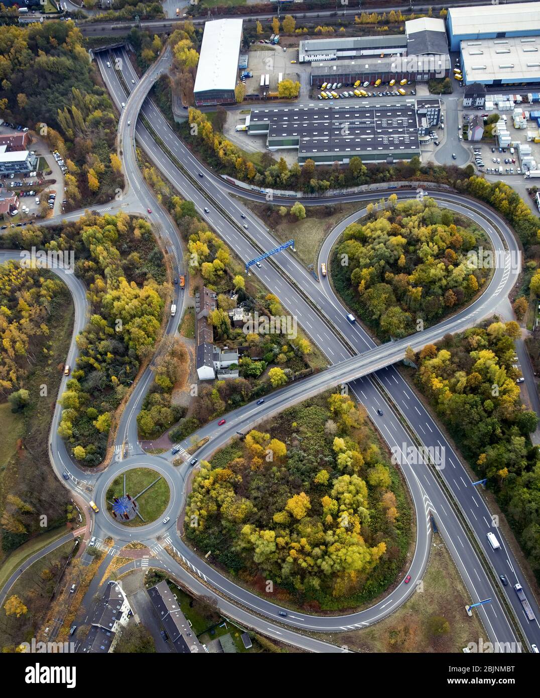 Kreisverkehr Stahlhalla an der Ausfahrt Bochum-Eppendorf, 14.11.2016, Luftaufnahme, Deutschland, Nordrhein-Westfalen, Ruhrgebiet, Bochum Stockfoto