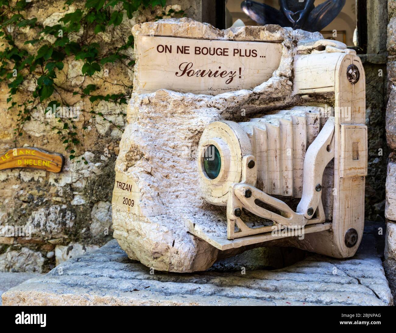 Kamera Skulptur von Trizan, Saint Paul de Vence, Cote d'Azur, Provence, Frankreich. Stockfoto