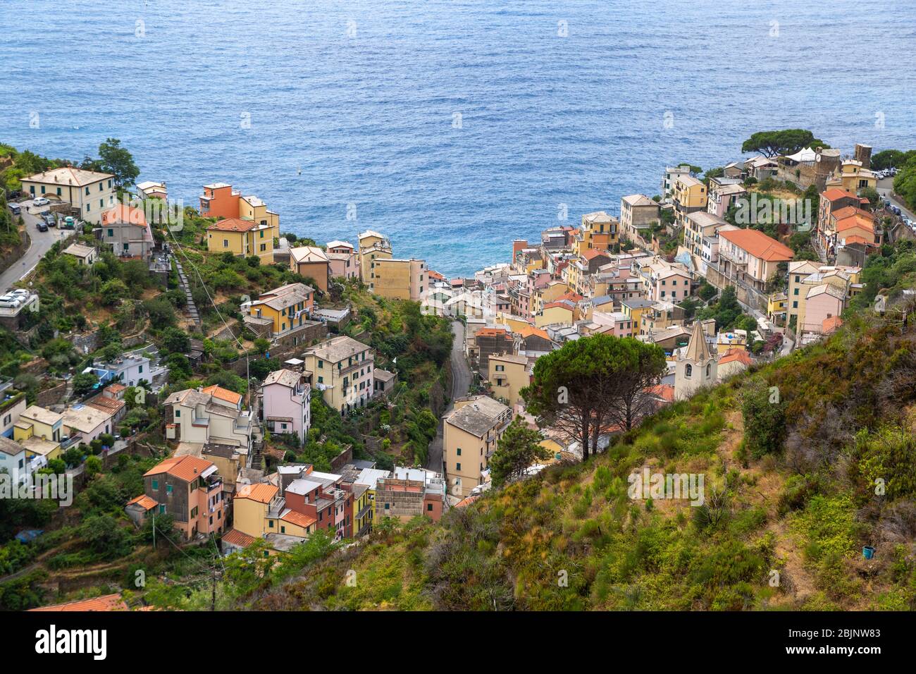 Manarola Dorf, Cinque Terre, Italien, Felsen und Meer. Stockfoto
