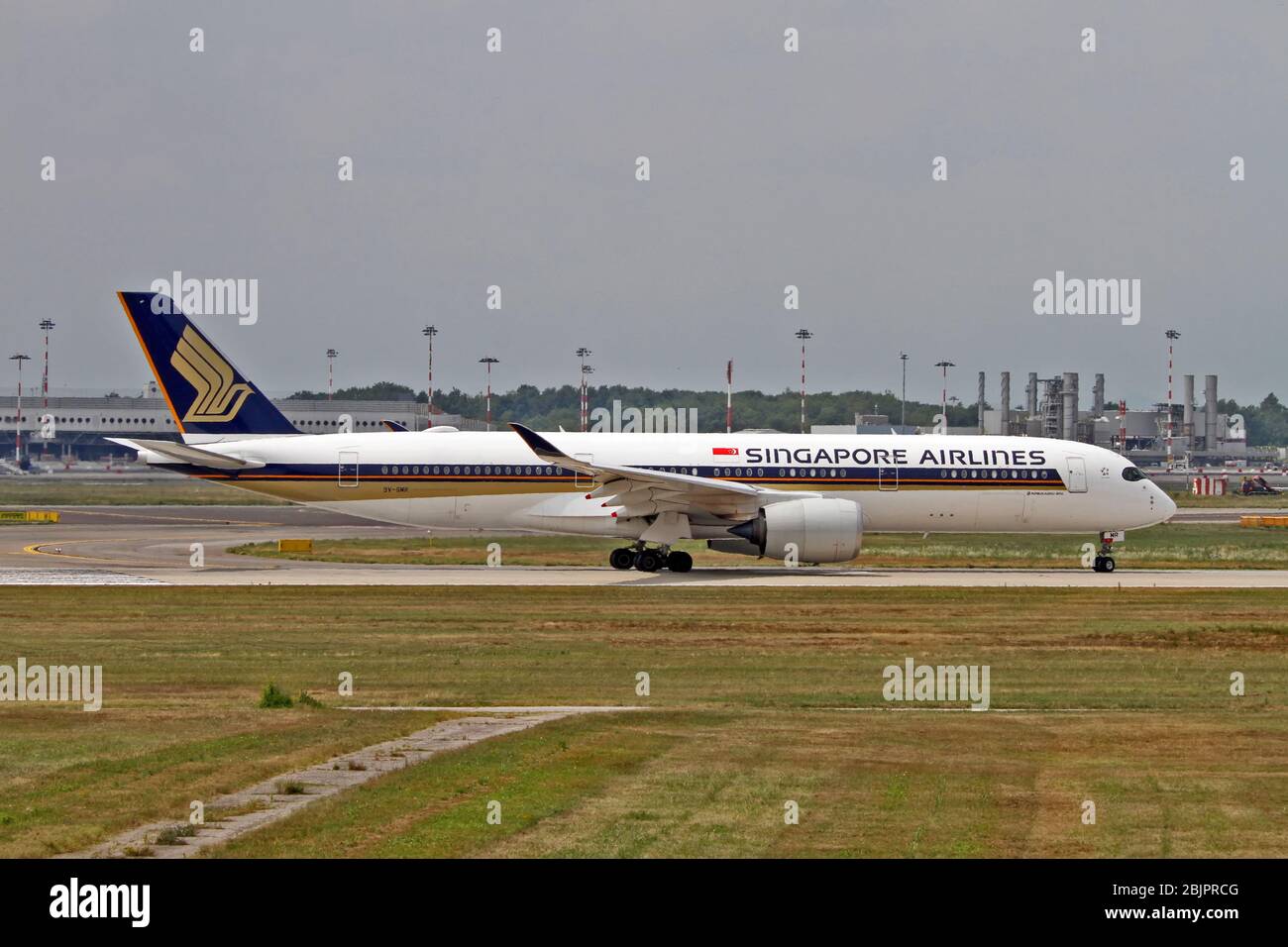 9V-SMR Singapore Airlines Airbus A350-941 in Malpensa (MXP/LIMC), Mailand, Italien Stockfoto