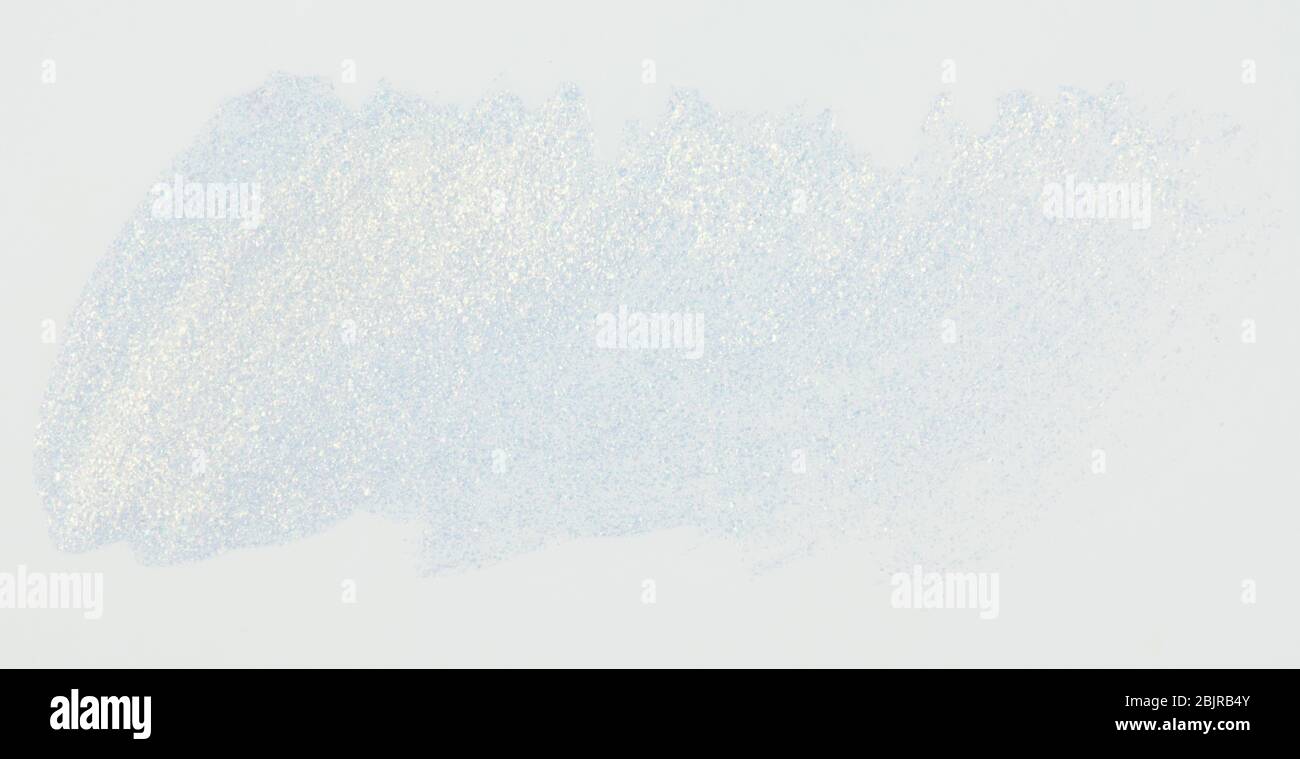 Funkeln weißen Farbe Fleck isoliert auf weißem Hintergrund Nahaufnahme Stockfoto