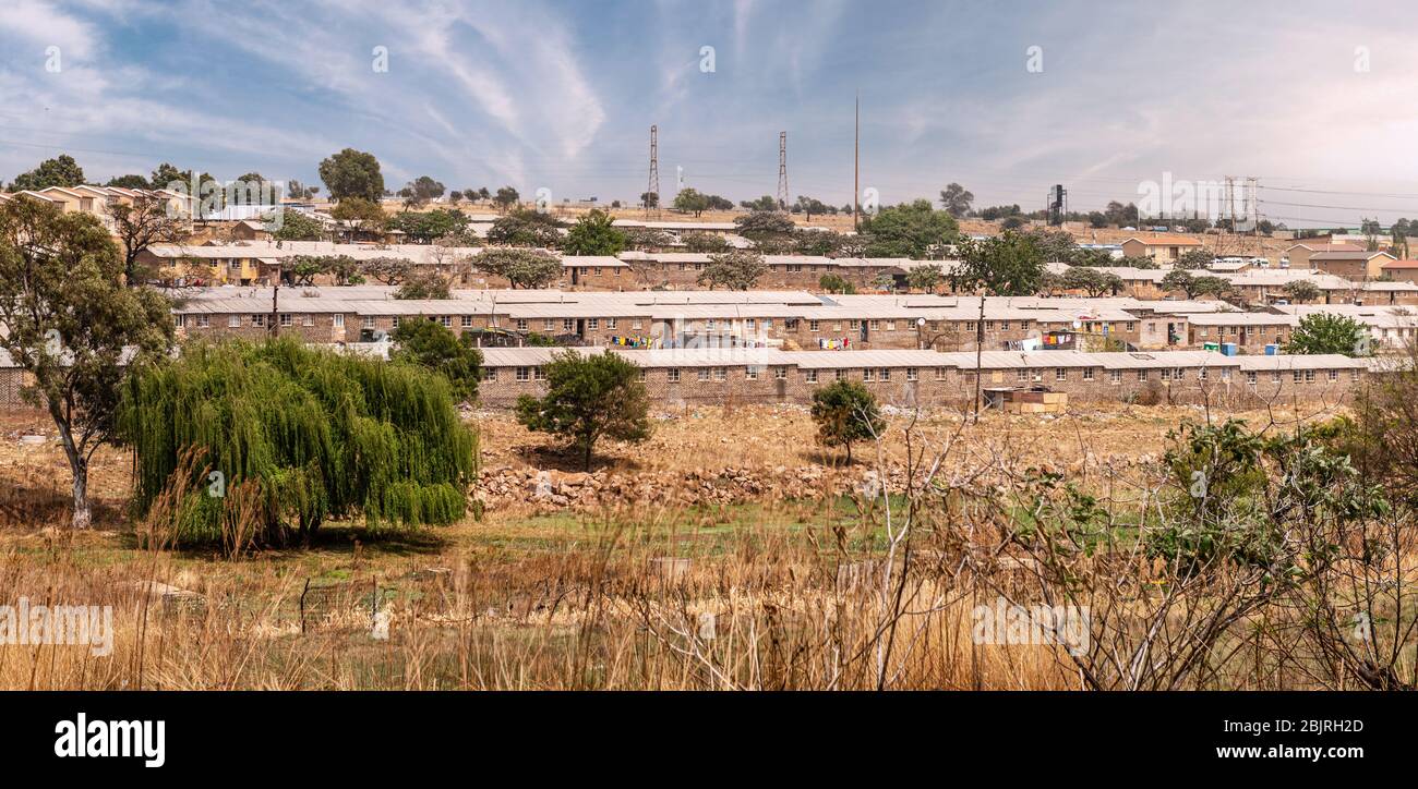 Soweto Townships in Johannesburg, Südafrika an einem sonnigen Tag Stockfoto