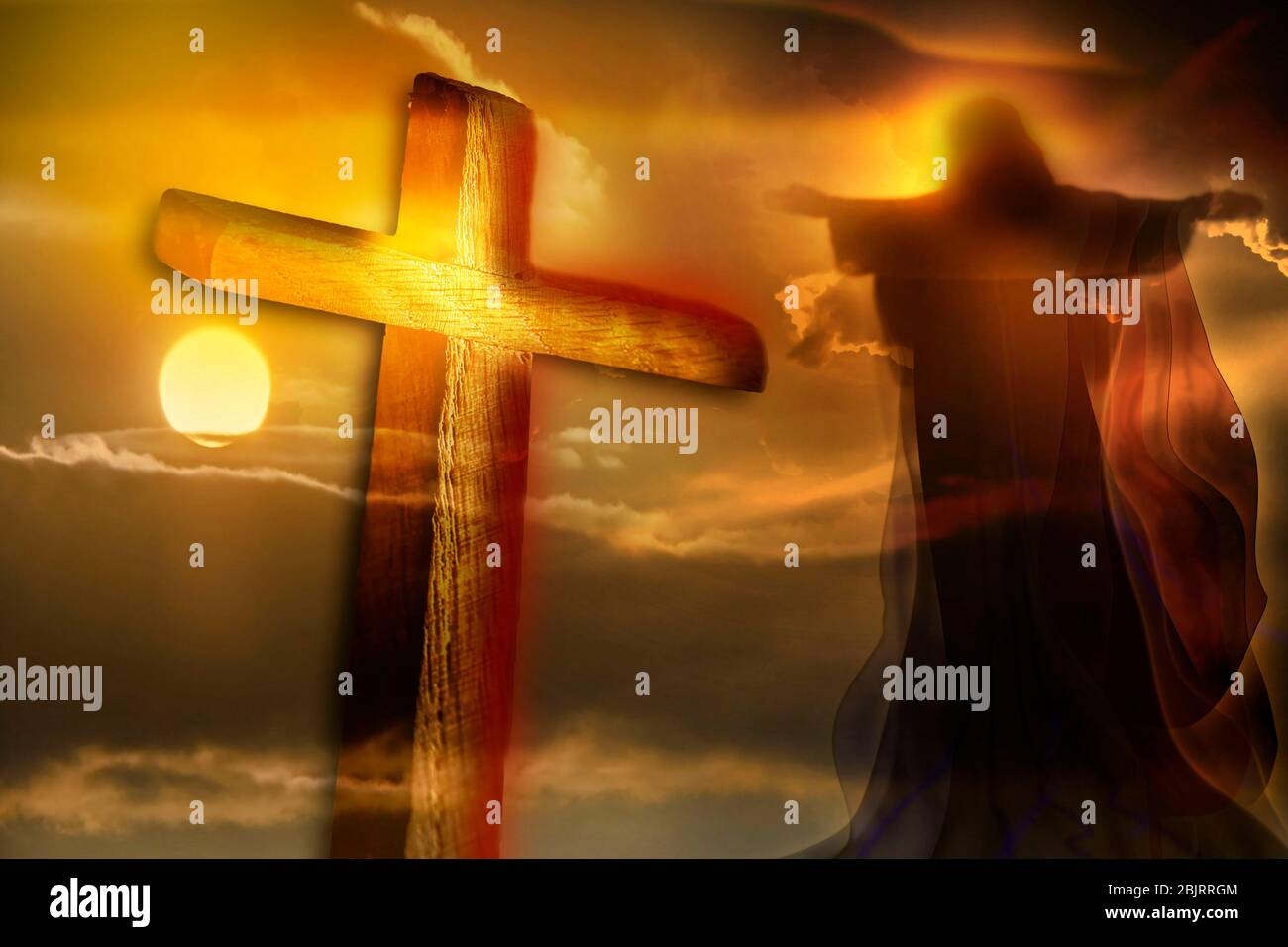 Jesus Christus und Kreuz auf schönen Himmel Hintergrund. Symbol der christlichen Religion. Auferstehung Jesu. Die Kreuzigung. Stockfoto