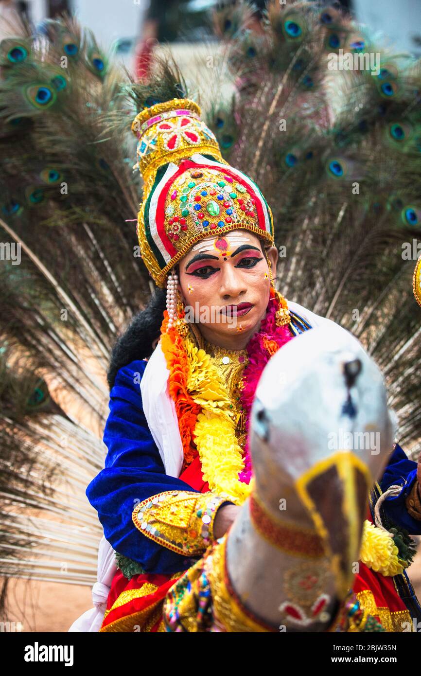 Festivals Festivals in Indien, Kerala, Tanzformen kerala Kathakali, theyyam, pulikkali, Tiger Tanz, onam, Lgbt-Künstler, bunte indische Festival Stockfoto