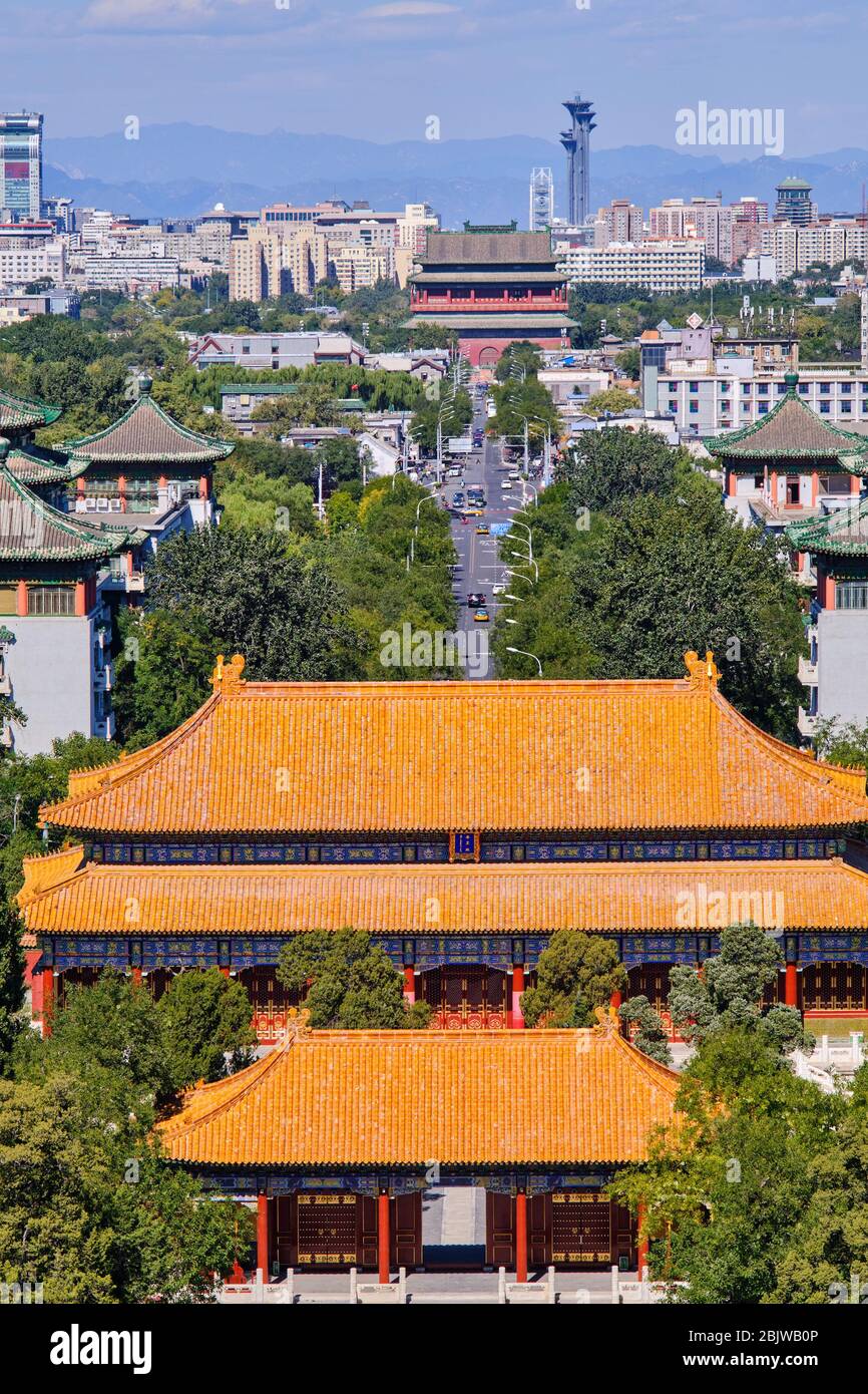 Peking/ China - 8. Oktober 2018: Luftaufnahme von Zentral- und Nordpekings vom Jingshan Park (Prospect Hill) zum Olympic Green Stockfoto