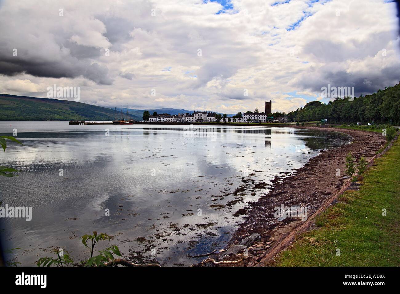 Inveraray am Ufer des Loch Shira, Schottland Stockfoto