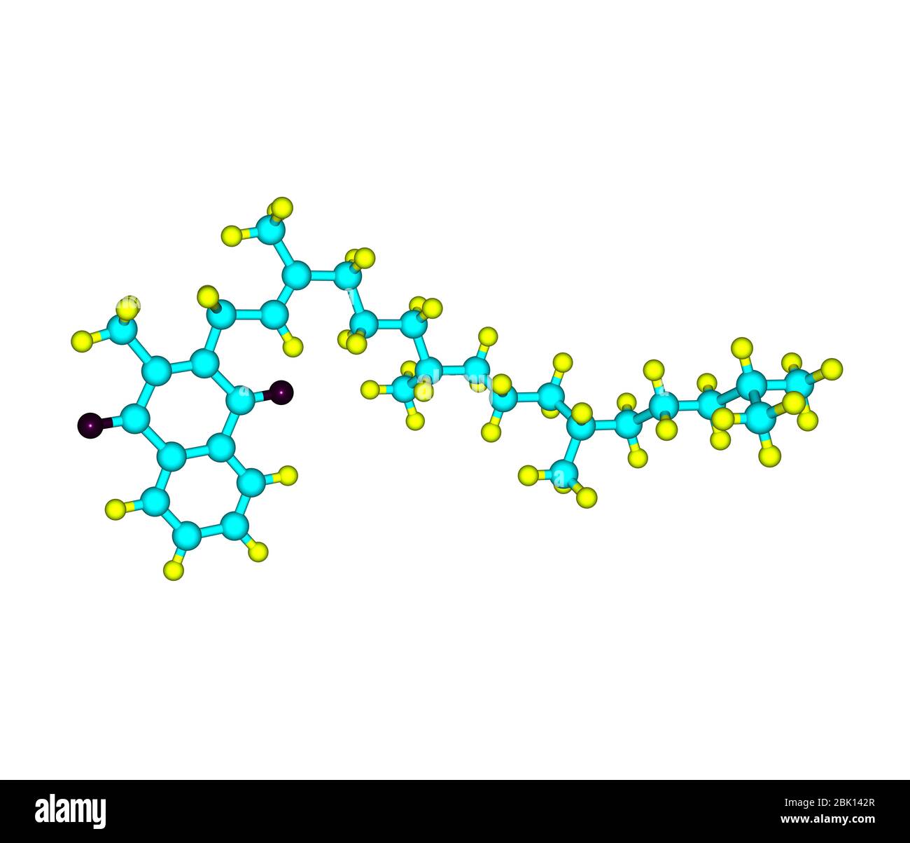 Phyllochinon (Vitamin K1) ist ein polyzyklisches aromatisches Keton, das auf 2-Methyl-1,4-Naphthochinon basiert und ein 3-Phytyl-Substituent hat Stockfoto