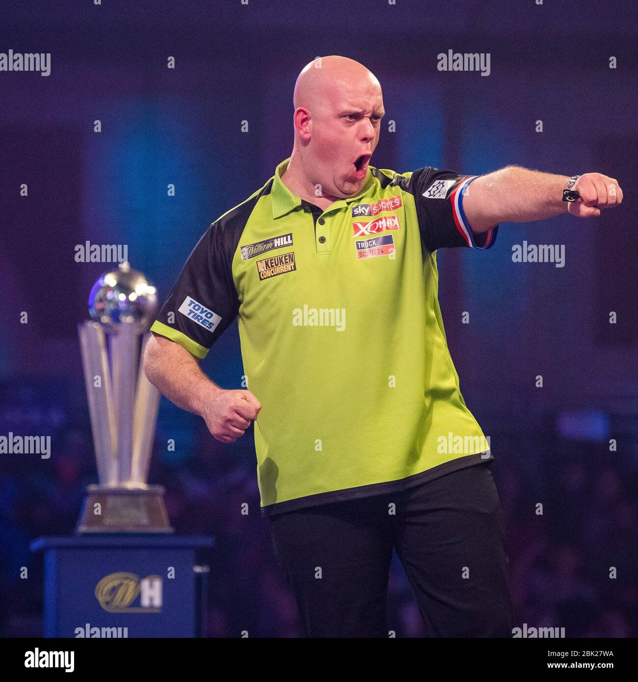 01-01-2020 Peter Wright gewinnt die PDC Weltmeisterschaft 2020 in Alexandra Palace gegen Michael van Gerwen Stockfoto