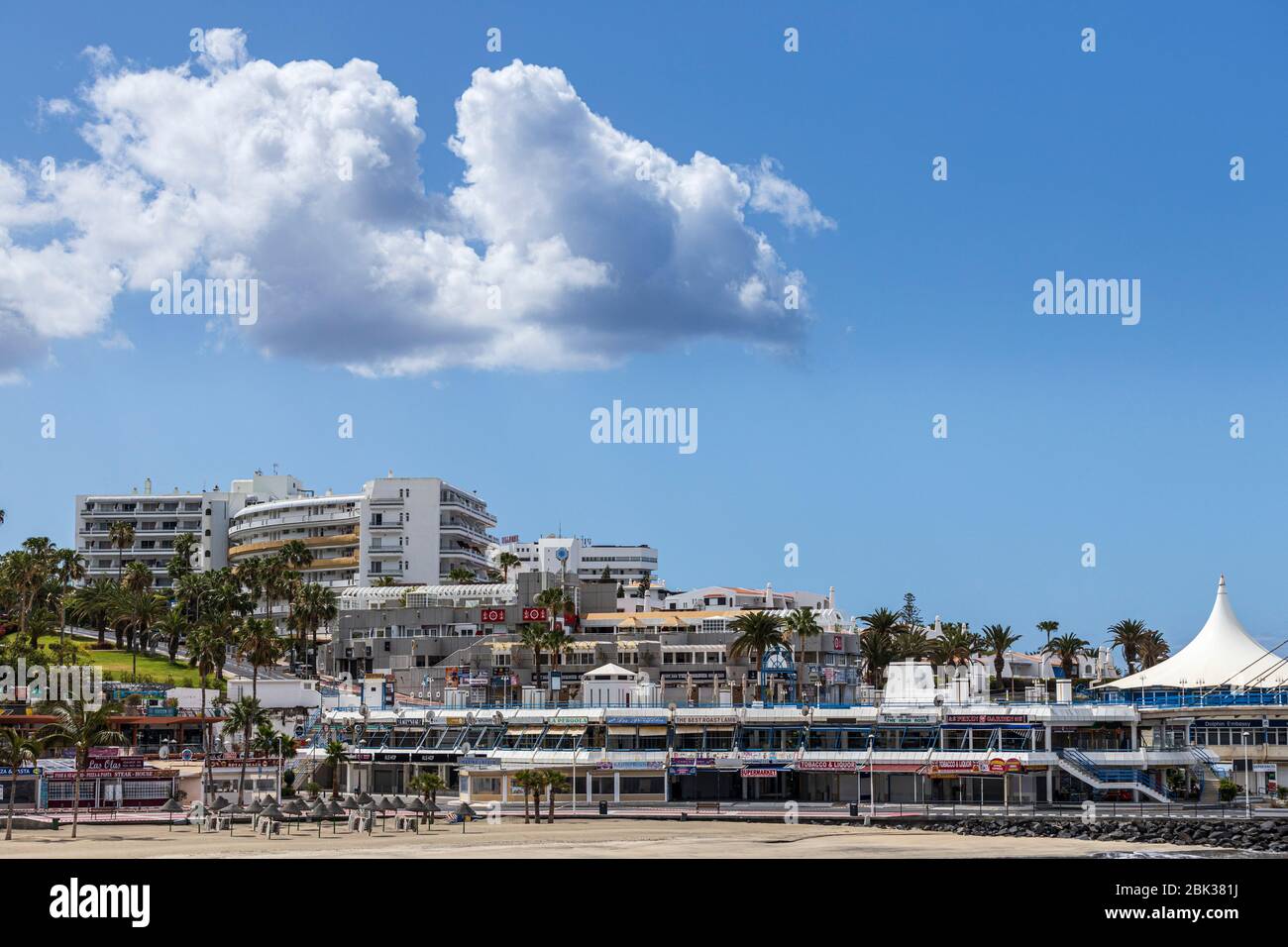 Leere Strände in den touristischen Gebieten von Costa Adeje, Teneriffa, Kanarische Inseln, Spanien Stockfoto