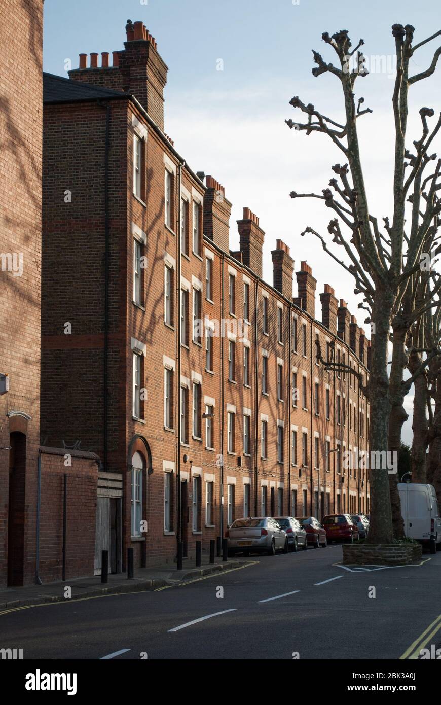 Red Brick & Stone Victorian Mansion Block an der Cromwell Avenue