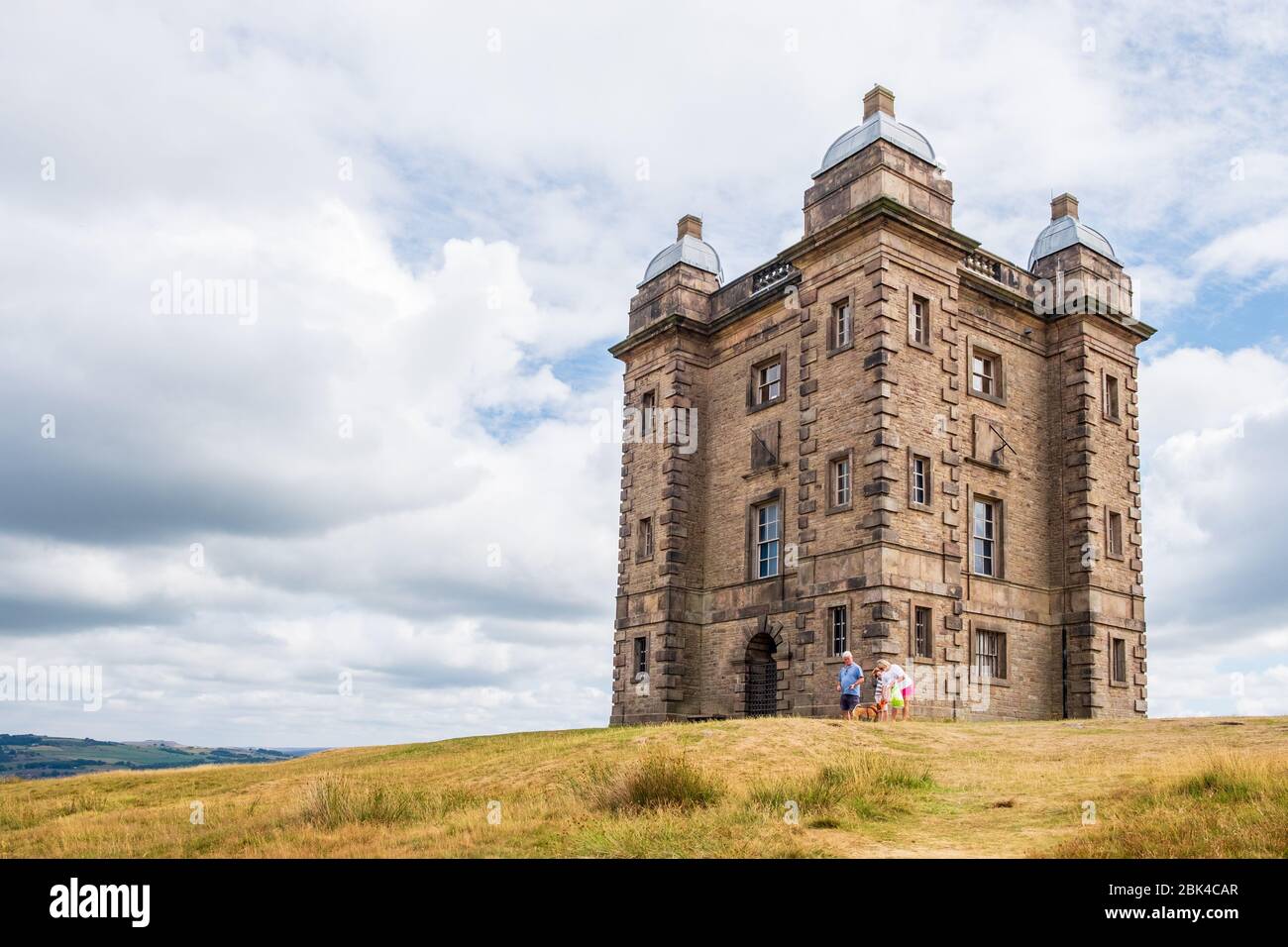 Stockport, Großbritannien - 24. Juli 2018: Der Cage Tower des National Trust Lyme, im Peak District, Cheshire, Großbritannien Stockfoto