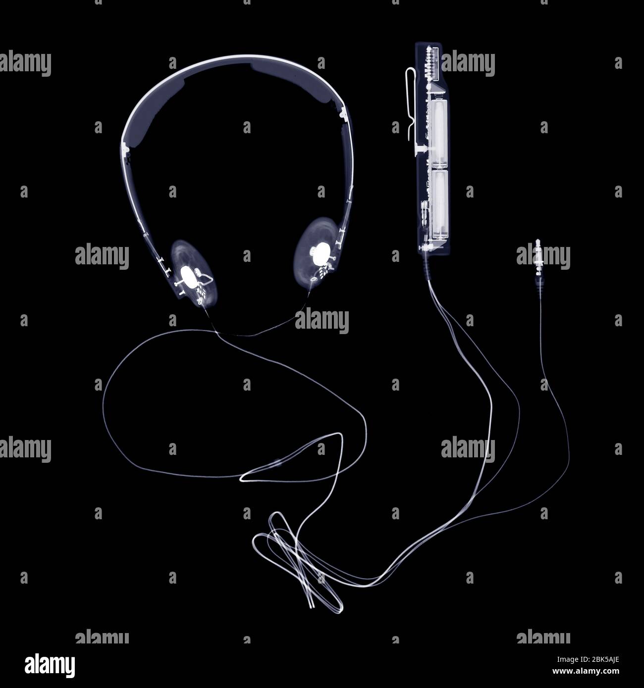 Kopfhörer und Lautstärkeregler, Röntgen. Stockfoto
