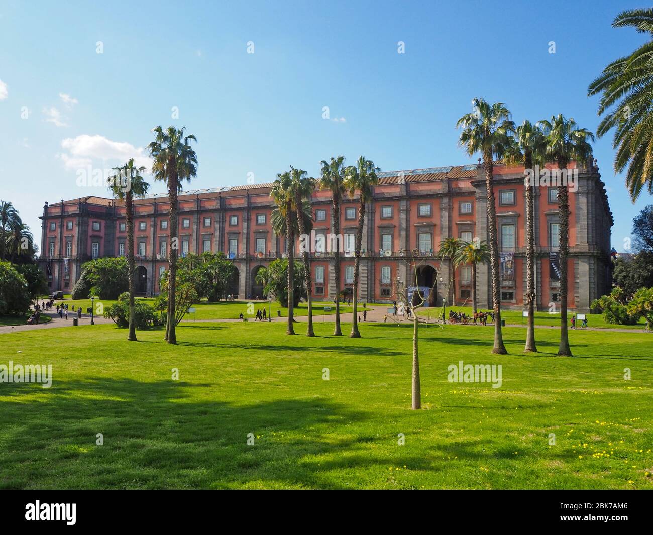 Grüne Landschaft rund um das Capodimonte Museum, Neapel Stockfoto