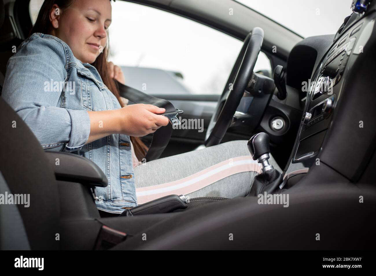 Gurtschnalle. Sicherheitssystem Im Auto. Stockfoto - Bild von erweiterung,  automobil: 246927906