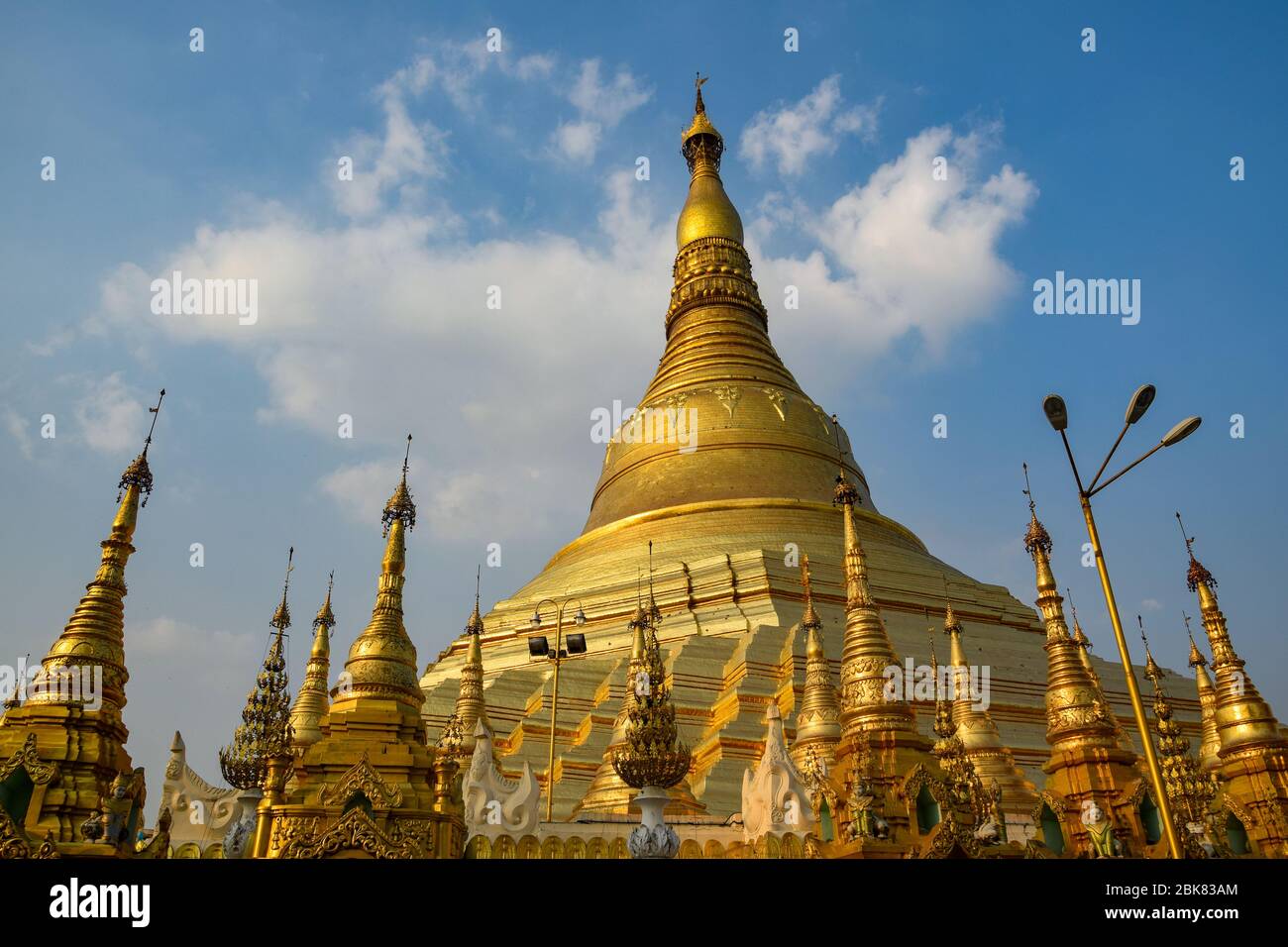 Die Shwedagon Pagode in Yangoon Stockfoto