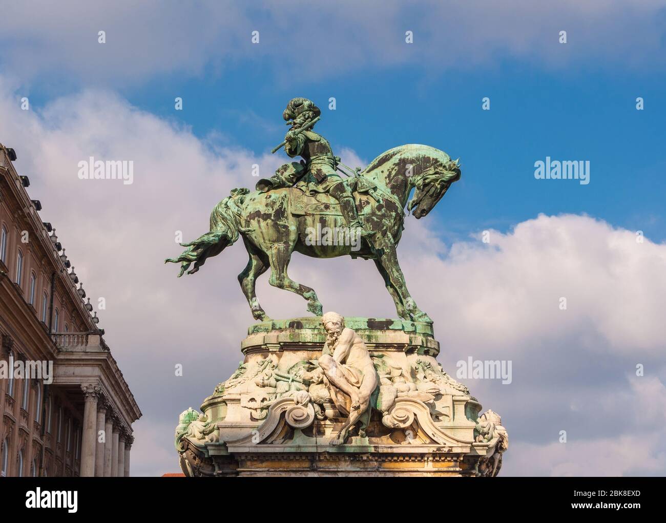 Reiterstatue von Prinz Savoyai Eugen vor dem historischen Königspalast in Buda Castle Stockfoto