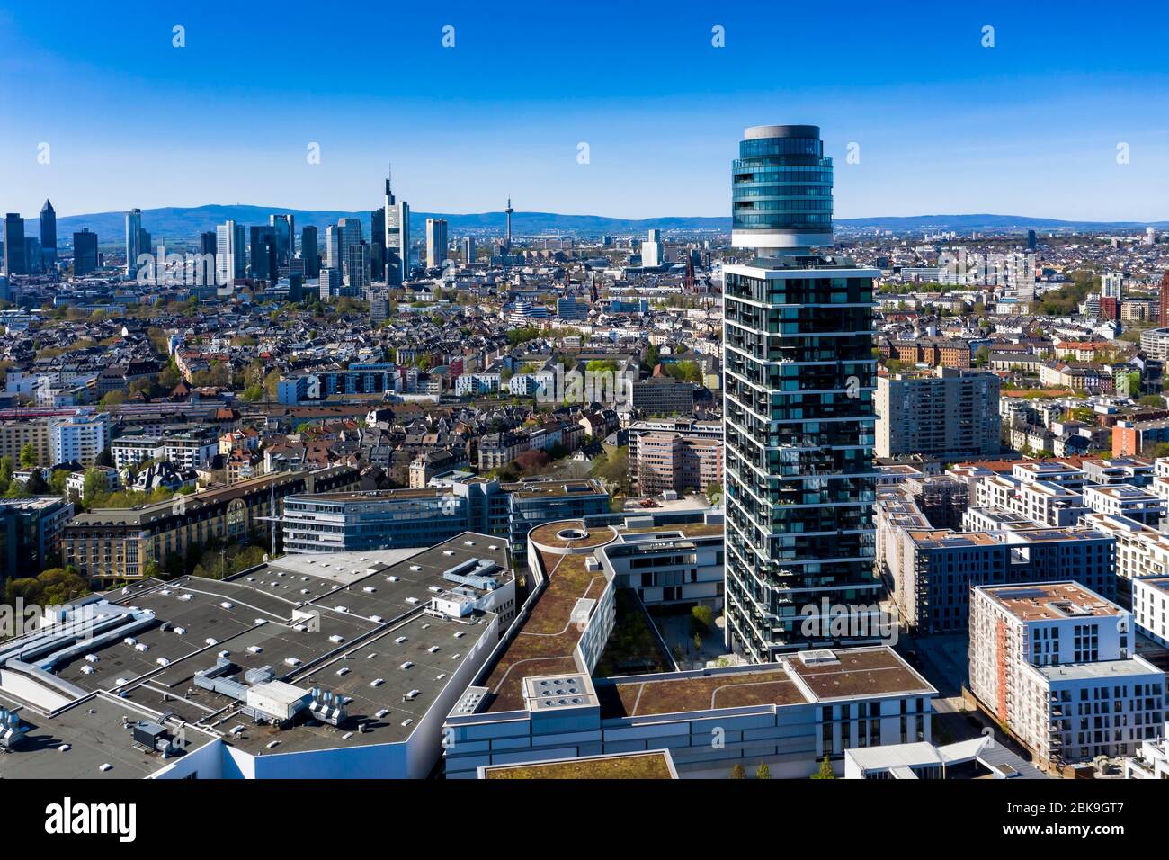 Luftaufnahme, Frankfurter Skyline, mit Henniger Tower, Commerzbank, Sachsenhausen, Hessen, Deutschland Stockfoto