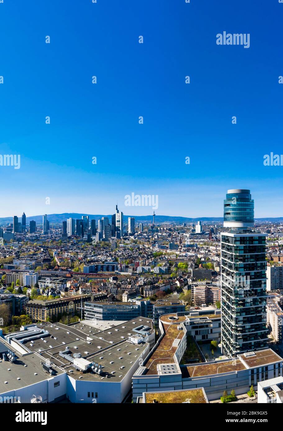 Luftaufnahme, Frankfurter Skyline, mit Henniger Tower, Commerzbank, Sachsenhausen, Hessen, Deutschland Stockfoto