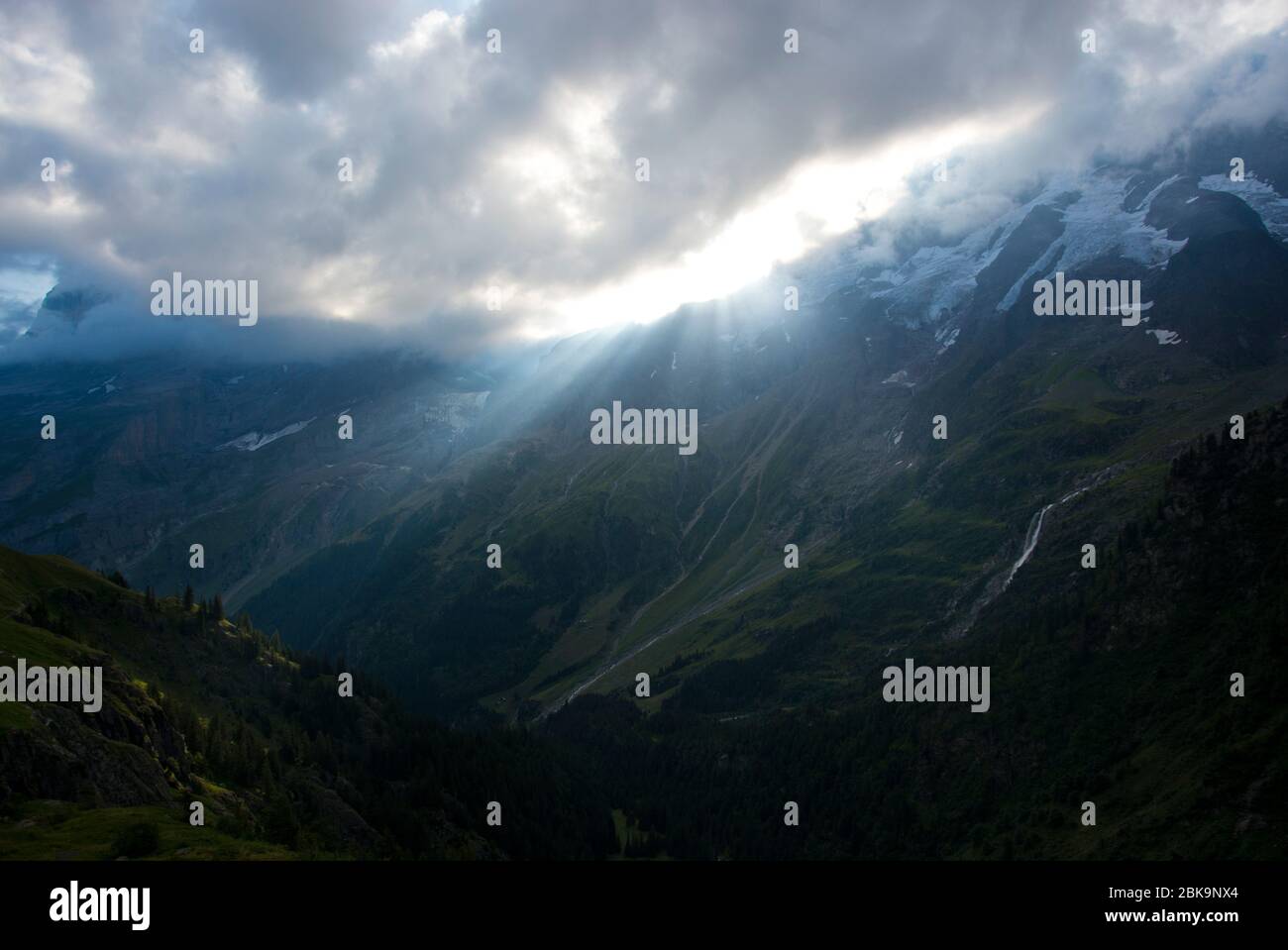 Das hintere Lauterbrunnental im Berner Oberland, eines der größten Naturschutzgebiete im Alpenraum Stockfoto