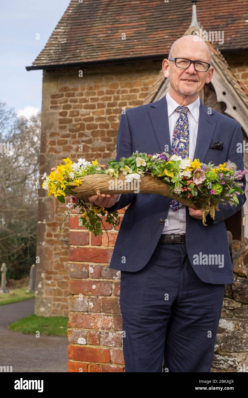 Beerdigung in einer ländlichen Kirche im südlichen Großbritannien Februar 2020 Stockfoto